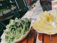 -金滏山烤肉·海鲜·火锅自助餐厅(襄阳万达店)