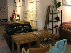 -怪兽咖啡 Monster Cafe