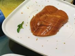 酥不腻烤鸭-东莞塘厦三正半山温泉酒店·汉宫中餐厅