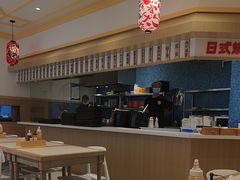 -大食代美食广场(上海中心店)