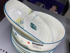 -沃尔玛(前山店)