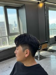 -藤野造型烫发染发