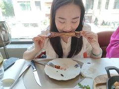 -斯普汇生蚝牛排馆(中骏世界城店)
