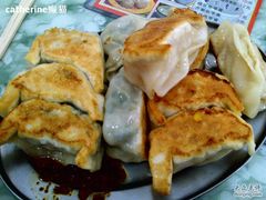 煎饺-芬芳甜品(同福路店)