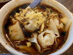 开洋红辣汤-笑来喜馄饨小笼工坊店(湖滨街店)