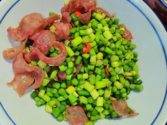 蒜苔炒土家腊肠-荆九爷爆炒桥头三嫩(浙大店)