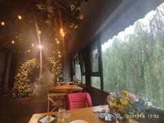 靠窗位-IFIF 如果花園(宽厚里店)