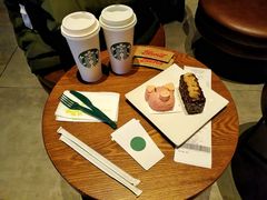 -星巴克臻选(呼和浩特维多利摩尔城店)