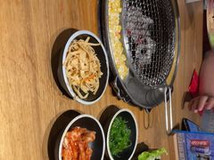 -青瓦炭韩潮烤肉(花园道店)