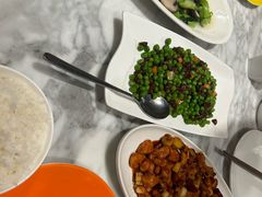 -渝信川菜 · 川味家常菜(财富购物中心店)