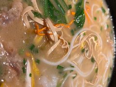 -银米·云南传统过桥米线(双廊黑金冠店)