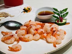 手剥河虾仁-蝶园·装修中(BFC外滩金融中心店)