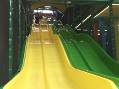 -蒙特利亲子乐园