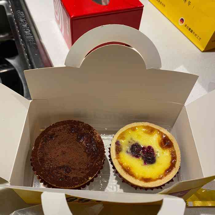 阿祖蛋糕(万象汇店)-"跟同学在万象汇逛街,同学挺喜欢吃他家的糕.