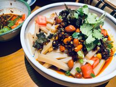 -包整·丝娃娃(一览甲秀楼风景店)