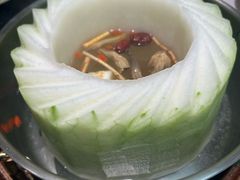 -得意咚瓜·顺德鱼生·冬瓜火锅(深圳首店)