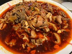-周良天山牛杂城(天山路总店)