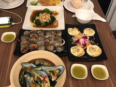 -The Dishes Seafood & Restaurant