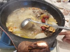 -洋沙湖湖色生鲜主题餐厅