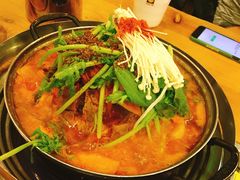 -喇喇排骨火锅·传统韩式脊骨汤(望京西园总店)