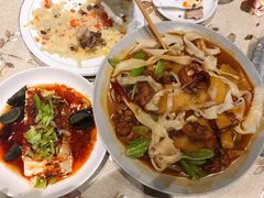 新疆特色大盘鸡-新疆儿子娃娃餐厅(锦华街店)