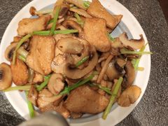 菌菇炒鱼饼-上名堂·鱼头好吃(体育场路店)