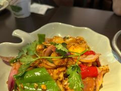 -大头虾越式风味餐厅(光明广场店)