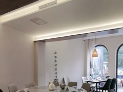 -何适山庄·团餐住宿(水长城P2停车场店)