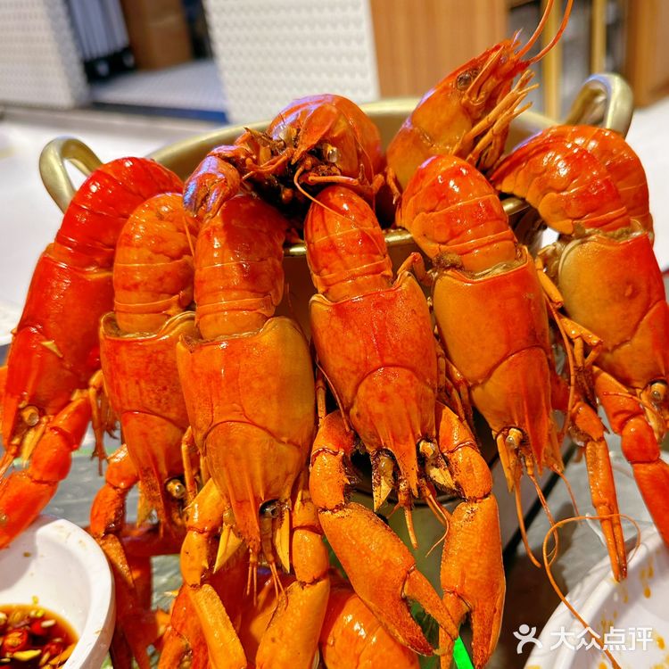 🔵蛮憨憨|我的2️⃣0️⃣2️⃣4️⃣年第一顿小龙虾‼️