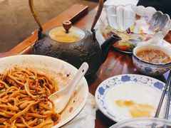 -亿诣蝎府炸酱面羊蝎子火锅(酷车小镇店)