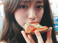-Gather pizza