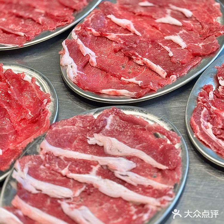 这家全球🌏有肉源的牛肉火锅的肉感确实不一样