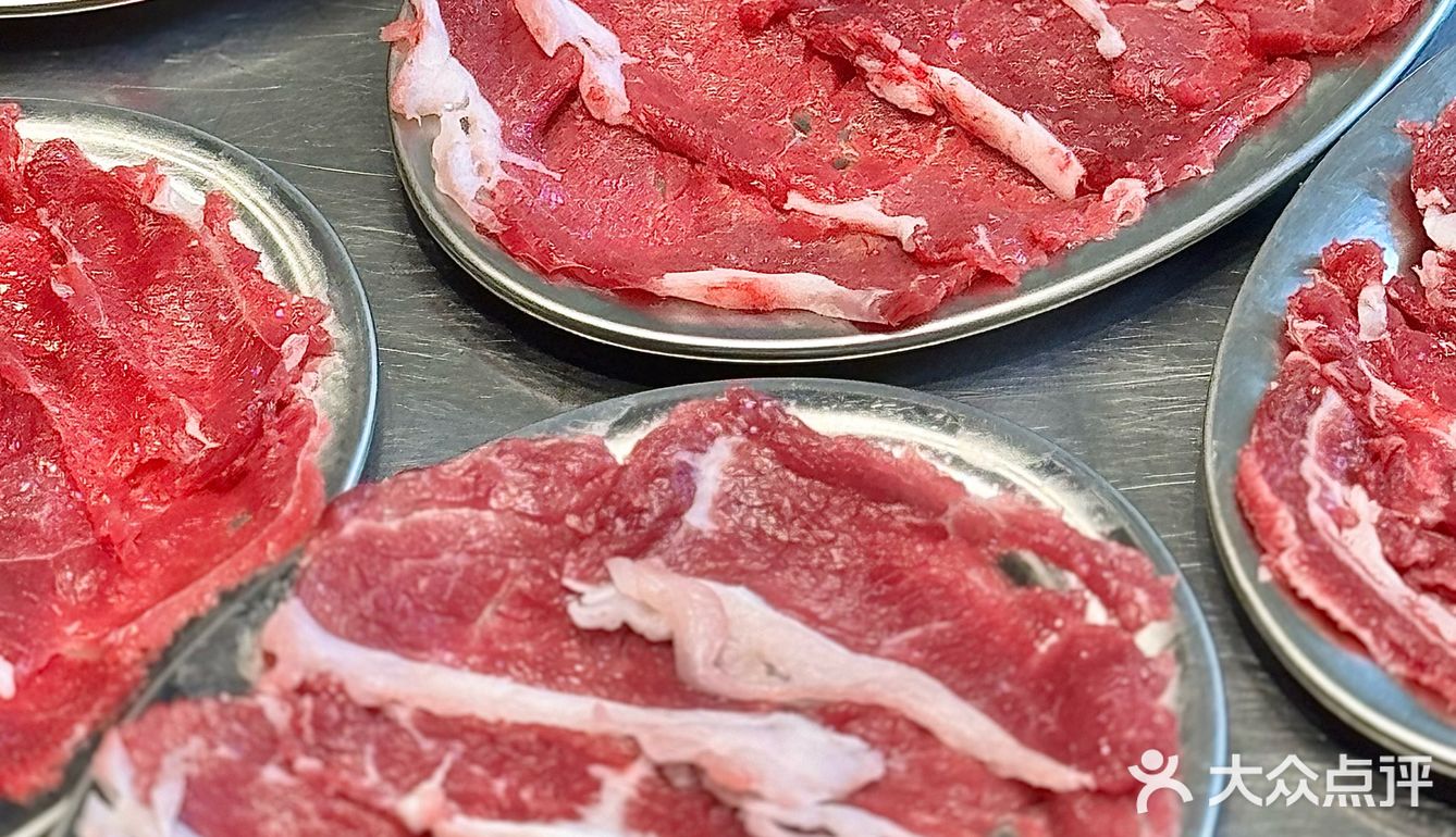 这家全球🌏有肉源的牛肉火锅的肉感确实不一样