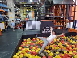 -嗨翻Hi-Fun竞技主题乐园·蹦床团建生日聚会(五棵松华熙店)