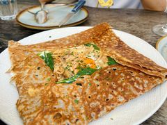 鸡蛋蘑菇熏肉荞麦可丽饼-RAC BAR(安福路店)