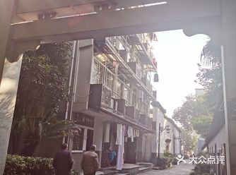 小营巷公园，江南第一名巷秋色尝