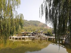 -灵岩山风景区