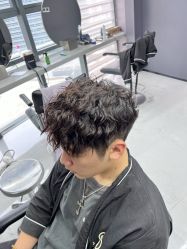 -宫铭烫发染发接发店
