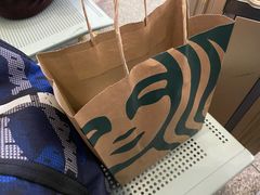 -星巴克(广州南站A18检票口楼上)