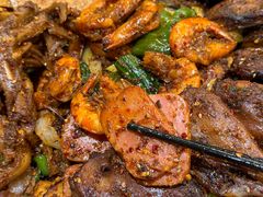 -嘎嘎鸭下巴·爆辣干锅(女人街店)