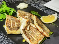 香煎海鲈鱼配芦笋-TIAGO HOME KITCHEN(王府中环店)