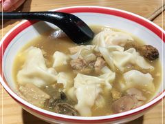 -八二小区抄手(龙湖上城天街店)