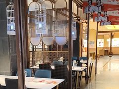 -阿瓦山寨·湘菜现炒·剁椒鱼头王(咸阳总店)