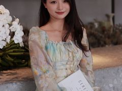 -洪小鹏生活美学馆(领SHOW天地店)