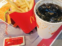 -麦当劳(光新乐购店)
