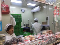 -上海虹口糕团(福州路店)