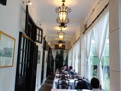 靠窗位-上海老站(徐家汇店)