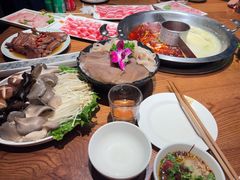 -佬土鹅肠火锅(解放路店)