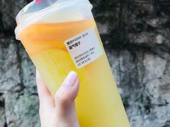 -奈雪的茶(亨特国际广场店)