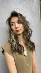 -变画·发型STUDIO